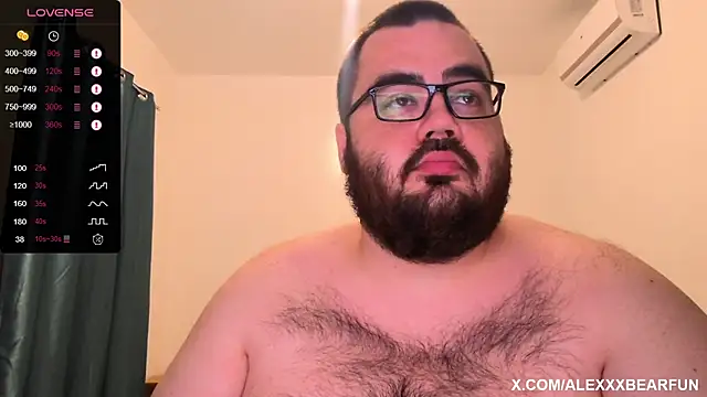 Snapshot of alexxxbear chatting on 01/16/26, 01:48 alexxxbear online show from 01/16/26, 01:48