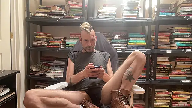 SubtleForest616 online show from 05/29/26, 06:17