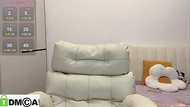 yunyun121 online show from 12/03/25, 02:15