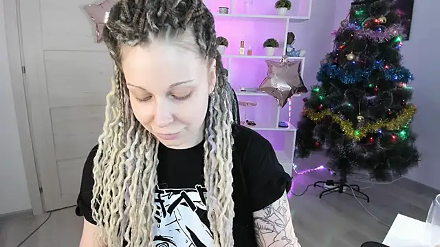 HoneySallyMoore online show from 12/21/24, 04:52