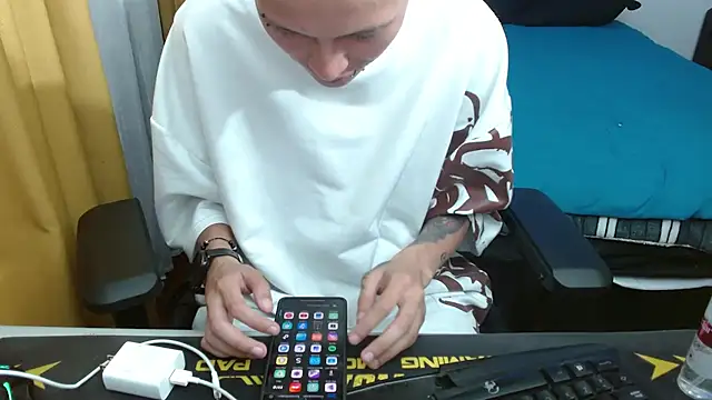 Snapshot of duo_peludoo chatting on 02/28/26, 11:50 duo peludoo online show from 02/28/26, 11:50