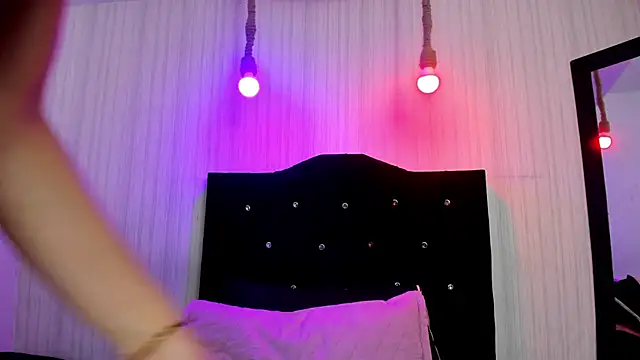 nicky angel1 online show from 10/13/25, 06:41