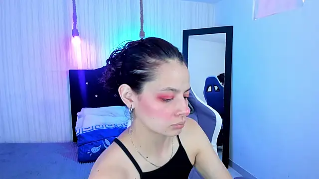 nicky angel1 online show from 12/18/25, 06:47