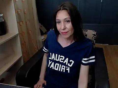 Snapshot of hannaha chatting on 04/10/26, 07:18 hannaha online show from 04/10/26, 07:18