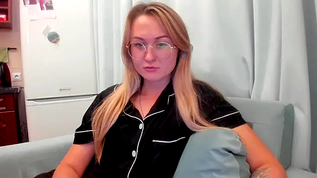 your Goddess Eva online show from 10/07/25, 08:06