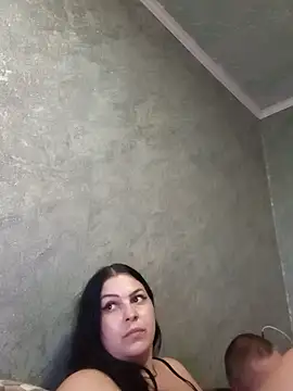 Snapshot of Greta_Tamar chatting on 11/04/25, 07:02 Greta Tamar online show from 11/04/25, 07:02