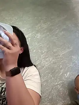 Snapshot of Greta_Tamar chatting on 12/05/25, 05:49 Greta Tamar online show from 12/05/25, 05:49