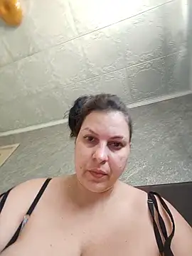 Snapshot of Greta_Tamar chatting on 06/18/26, 09:14 Greta Tamar online show from 06/18/26, 09:14