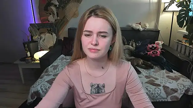 Alexa Pirs online show from 04/29/26, 03:49