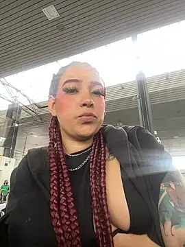 Scarlett-LS online show from 02/17/25, 06:26