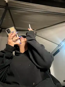 Scarlett-LS online show from 09/16/25, 01:06