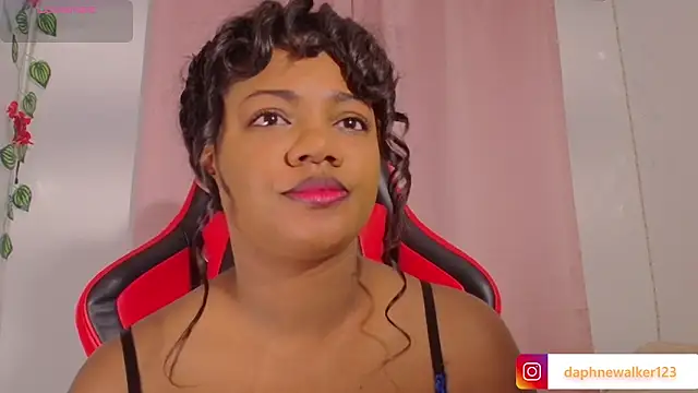 Snapshot of Daphnewalker__ chatting on 02/02/26, 11:53 Daphnewalker online show from 02/02/26, 11:53