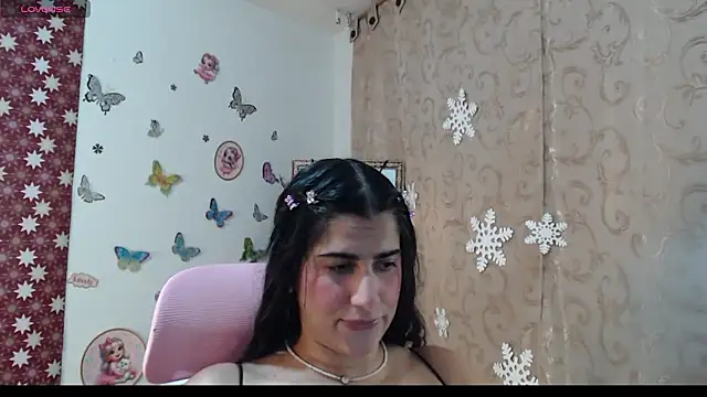 Snapshot of Hanna_latinaa chatting on 01/11/26, 04:17 Hanna latinaa online show from 01/11/26, 04:17