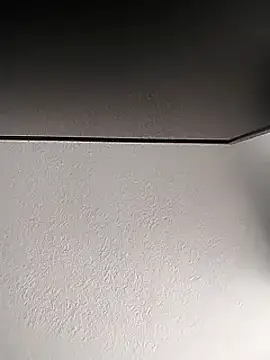 Snapshot of Luiyi1997 chatting on 02/22/25, 05:13 Luiyi1997 online show from 02/22/25, 05:13