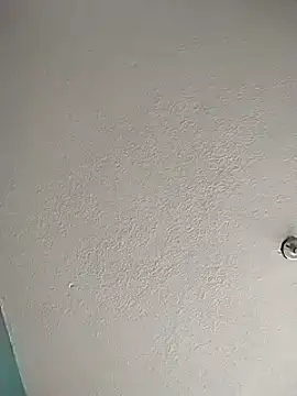 Snapshot of Luiyi1997 chatting on 02/23/25, 03:18 Luiyi1997 online show from 02/23/25, 03:18