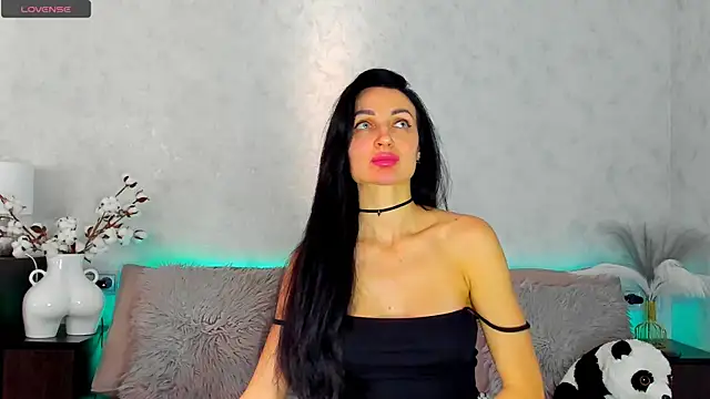 Tina Mart online show from 11/22/25, 11:53