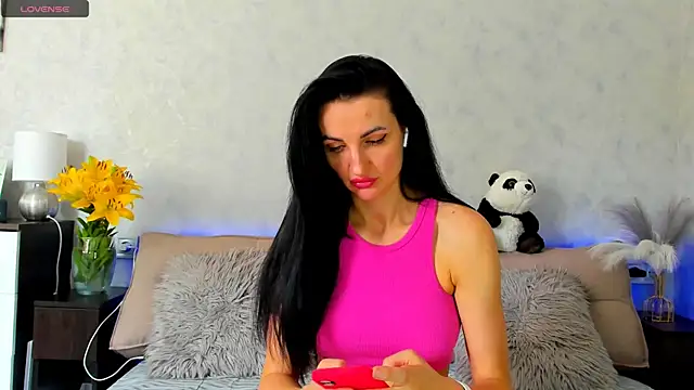 Snapshot of Tina_Mart chatting on 07/03/26, 10:21 Tina Mart online show from 07/03/26, 10:21
