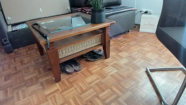 Snapshot of molicaremolicare chatting on 11/05/25, 08:25 molicaremolicare online show from 11/05/25, 08:25