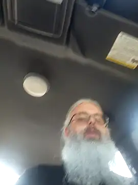 Snapshot of HardSteele97 chatting on 09/22/25, 03:14 HardSteele97 online show from 09/22/25, 03:14