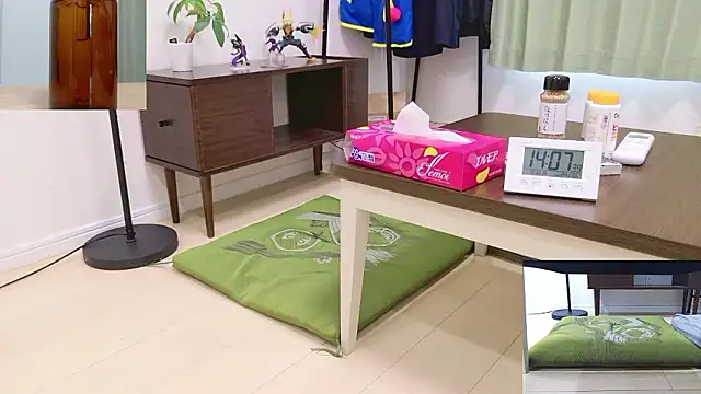 Snapshot of YARASERO-kun chatting on 09/15/25, 05:07 YARASERO-kun online show from 09/15/25, 05:07