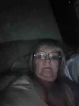 Snapshot of Violet5364 chatting on 11/29/25, 08:01 Violet5364 online show from 11/29/25, 08:01