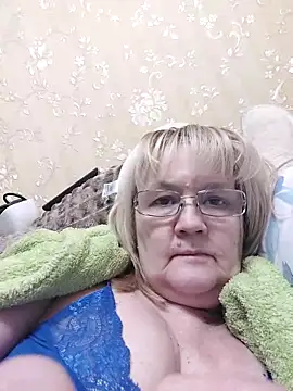 Snapshot of Violet5364 chatting on 01/15/26, 09:40 Violet5364 online show from 01/15/26, 09:40