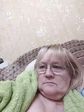 Snapshot of Violet5364 chatting on 01/17/26, 08:56 Violet5364 online show from 01/17/26, 08:56