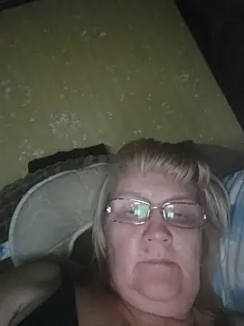 Snapshot of Violet5364 chatting on 03/14/26, 09:42 Violet5364 online show from 03/14/26, 09:42