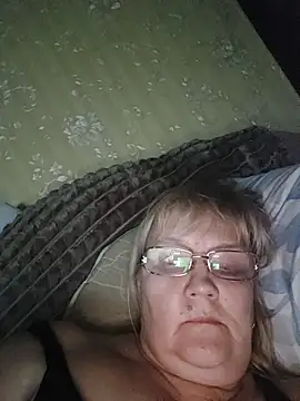 Snapshot of Violet5364 chatting on 03/26/26, 10:04 Violet5364 online show from 03/26/26, 10:04