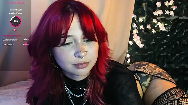 Snapshot of marynixoxo chatting on 06/08/26, 04:18 marynixoxo online show from 06/08/26, 04:18