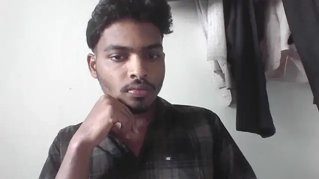 Snapshot of Harsh424242 chatting on 02/25/25, 06:09 Harsh424242 online show from 02/25/25, 06:09