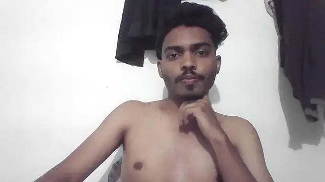 Snapshot of Harsh424242 chatting on 03/11/25, 06:19 Harsh424242 online show from 03/11/25, 06:19