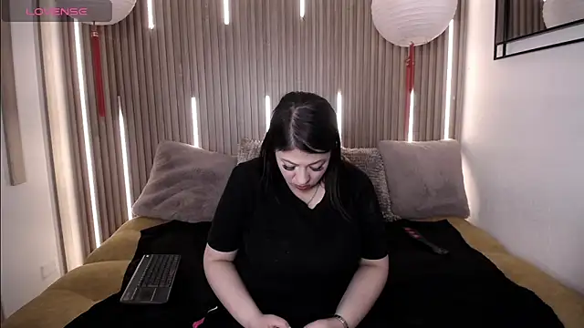 Stefy Harris online show from 06/12/26, 03:27