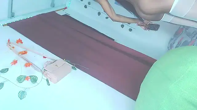 salome hotxxx online show from 09/13/25, 05:51