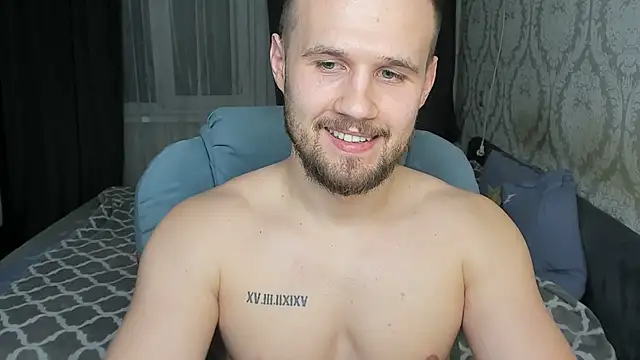 Snapshot of Vladik_b chatting on 02/12/25, 10:04 Vladik b online show from 02/12/25, 10:04