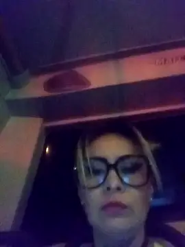 Snapshot of CandieGilson__ chatting on 09/10/25, 10:37 CandieGilson online show from 09/10/25, 10:37