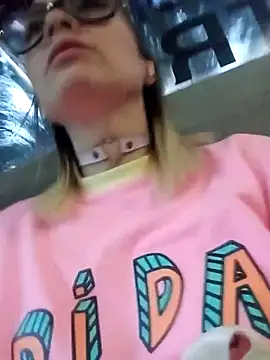 Snapshot of CandieGilson__ chatting on 10/07/25, 10:56 CandieGilson online show from 10/07/25, 10:56