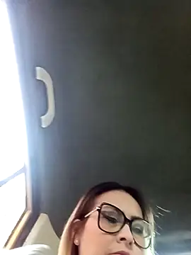 Snapshot of CandieGilson__ chatting on 10/15/25, 11:21 CandieGilson online show from 10/15/25, 11:21