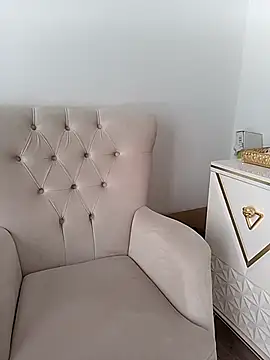 Snapshot of Dora06 chatting on 09/10/25, 02:06 Dora06 online show from 09/10/25, 02:06