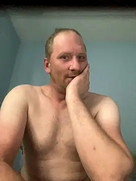 Krzysiekg123 online show from 11/08/25, 12:16