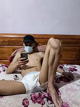 Snapshot of ahmedhbh chatting on 03/10/26, 12:37 ahmedhbh online show from 03/10/26, 12:37