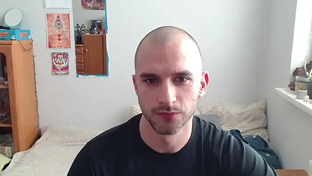 OskarBreno online show from 04/25/26, 04:37