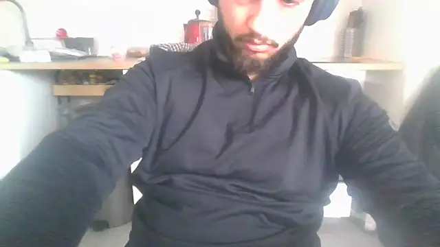 Snapshot of nxnd3525 chatting on 11/18/25, 11:25 nxnd3525 online show from 11/18/25, 11:25