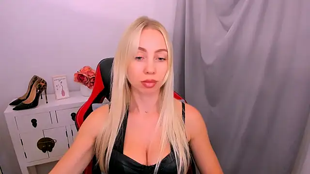 MargaritaRose online show from 06/08/26, 03:56