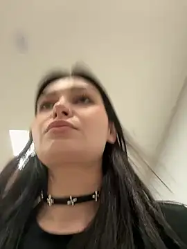 lunalovelee online show from 03/05/26, 11:17