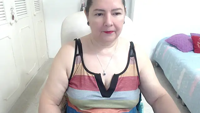 leonela 69 online show from 04/15/26, 01:12