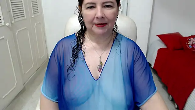 leonela 69 online show from 06/12/26, 11:46