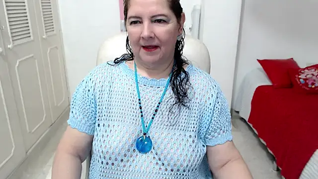 leonela 69 online show from 06/19/26, 11:30