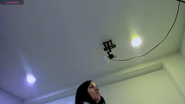 Snapshot of EmiliaRose_ chatting on 02/11/26, 08:58 EmiliaRose online show from 02/11/26, 08:58