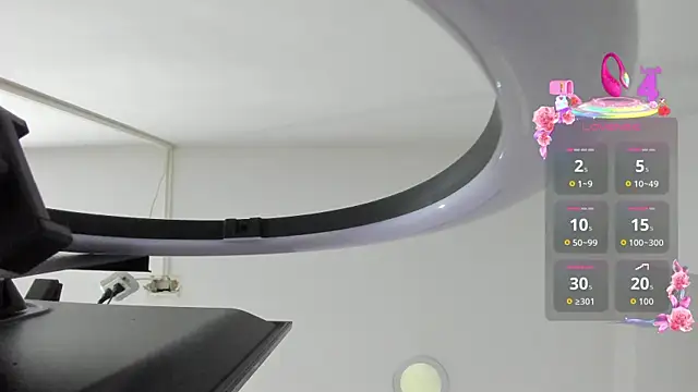 EmiliaRose  online show from 05/13/26, 08:49